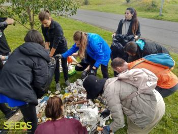 Environmentally Aware & Trash Hunting in Reykjavík